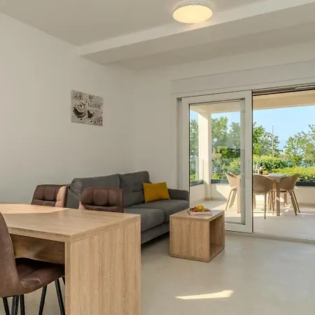 Aenona Sea View Apartments Nin Exterior photo
