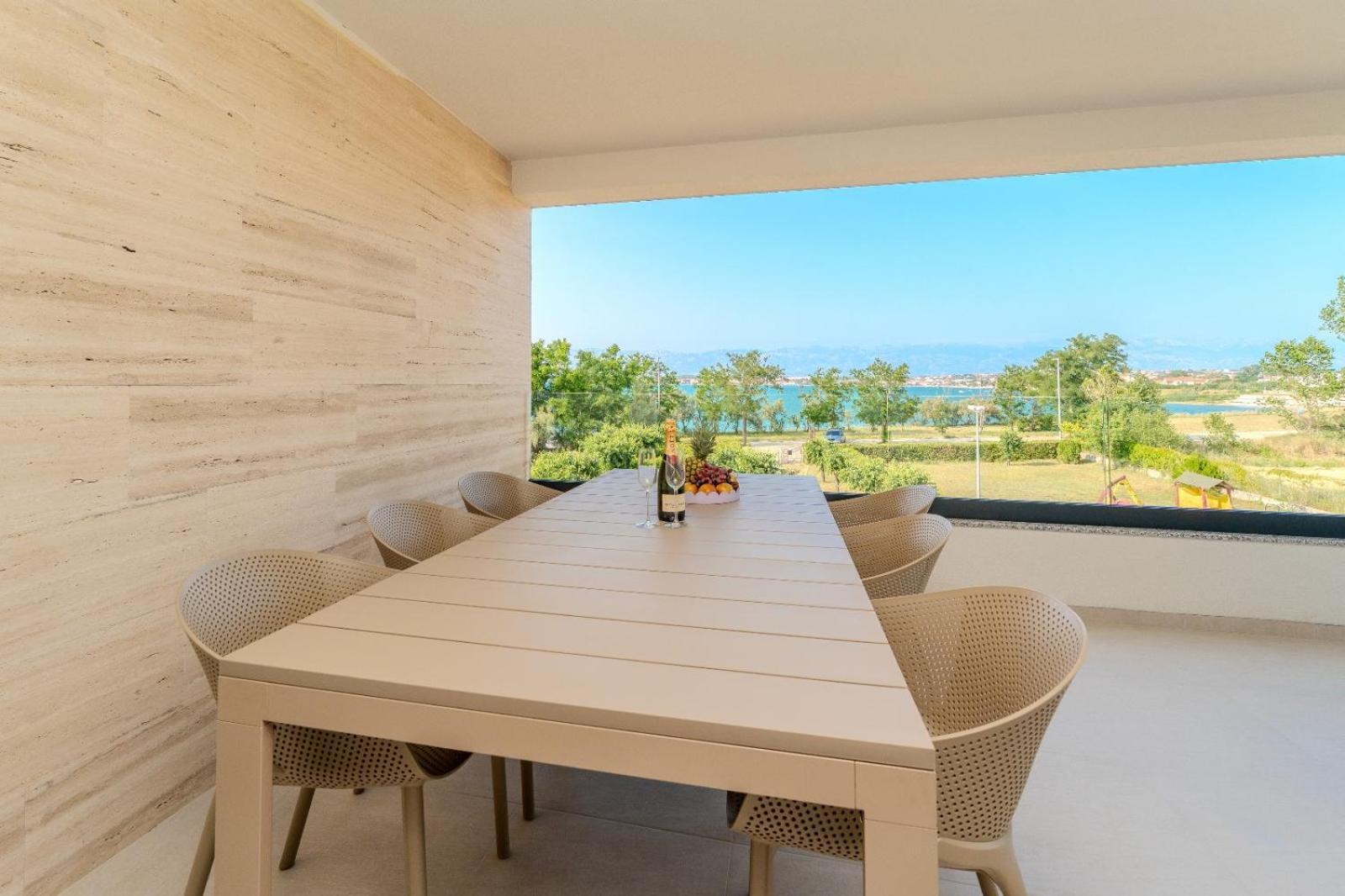 Aenona Sea View *