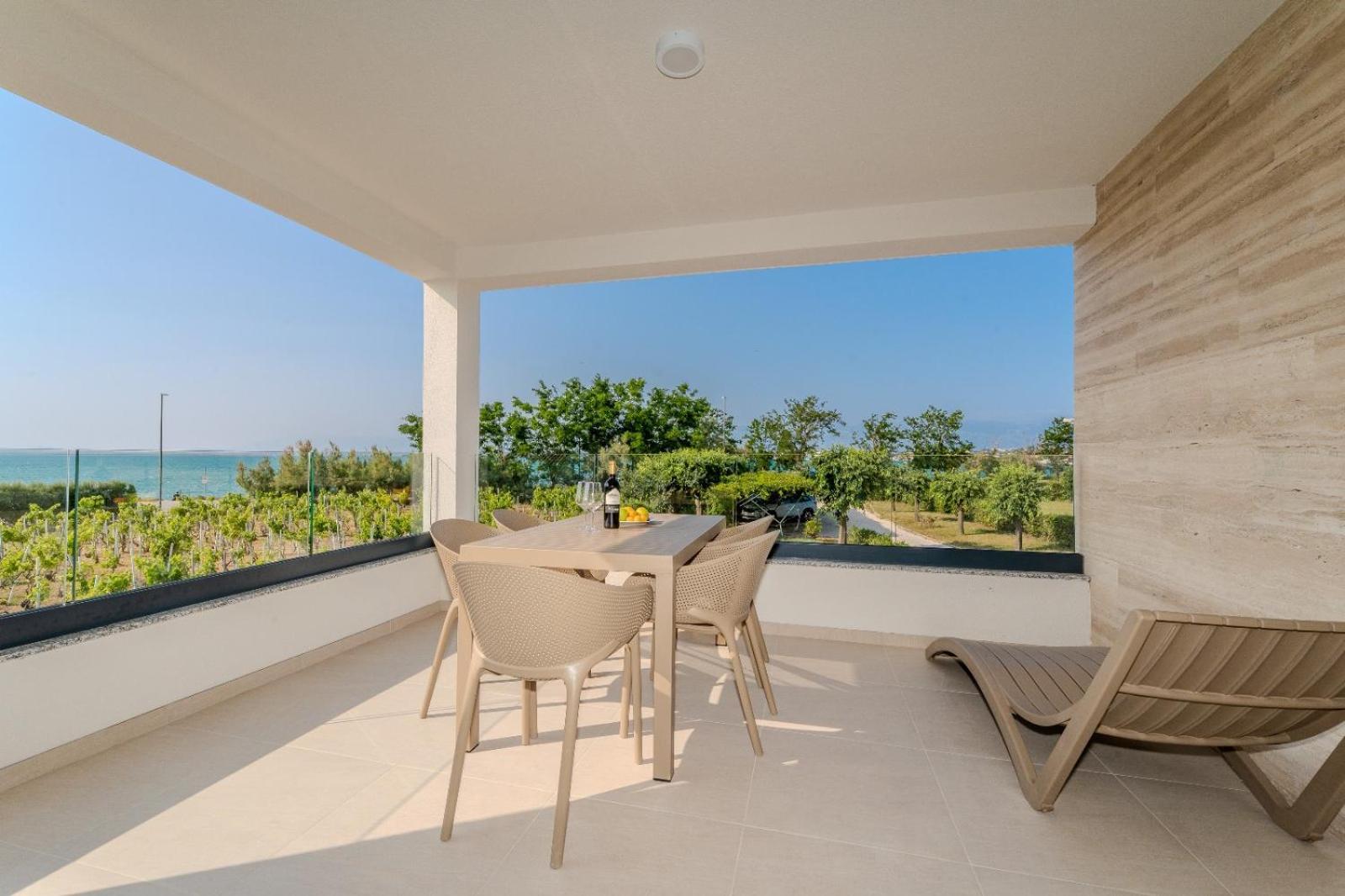 Aenona Sea View * Nin