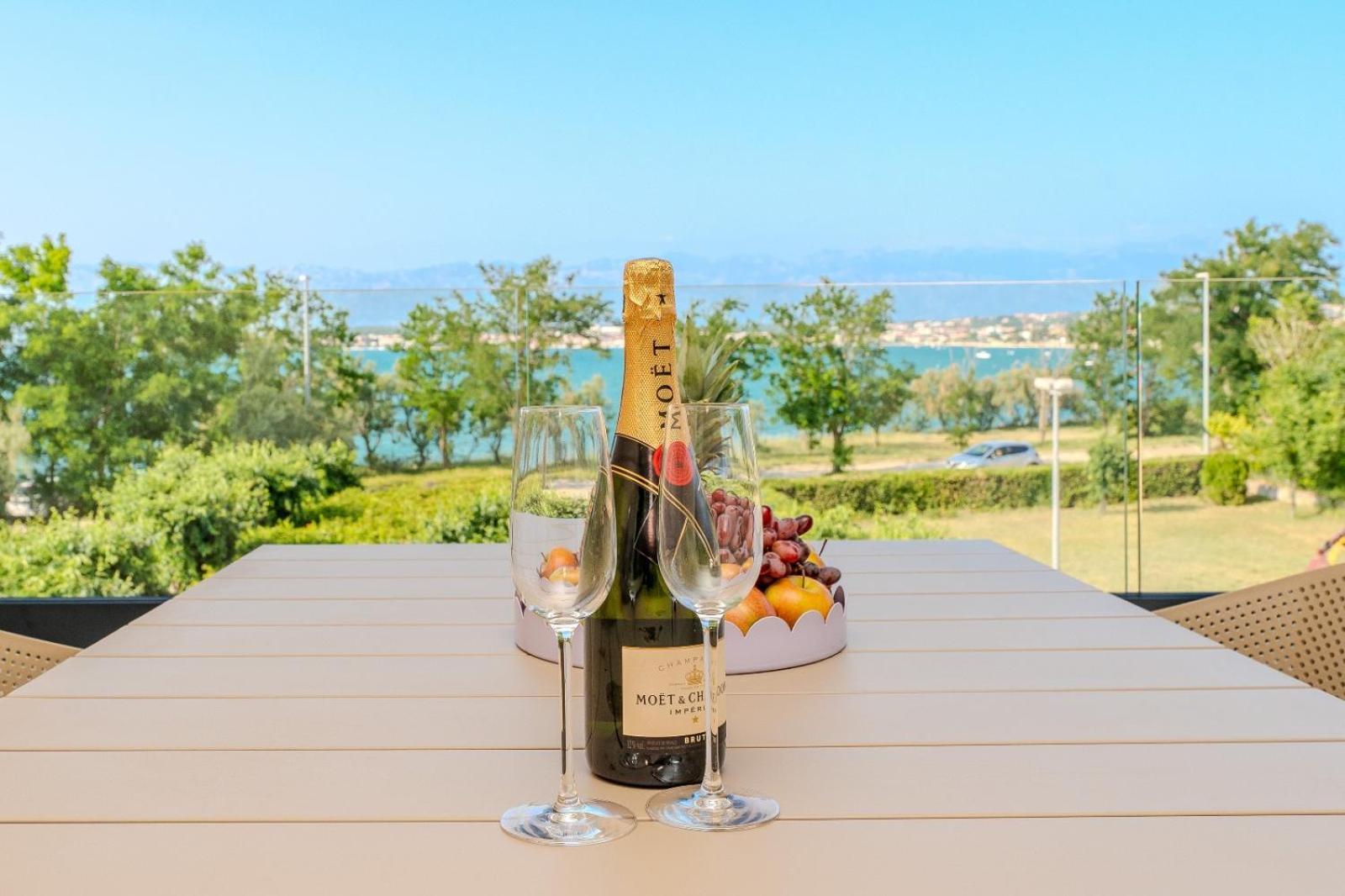 Apartment Aenona Sea View *