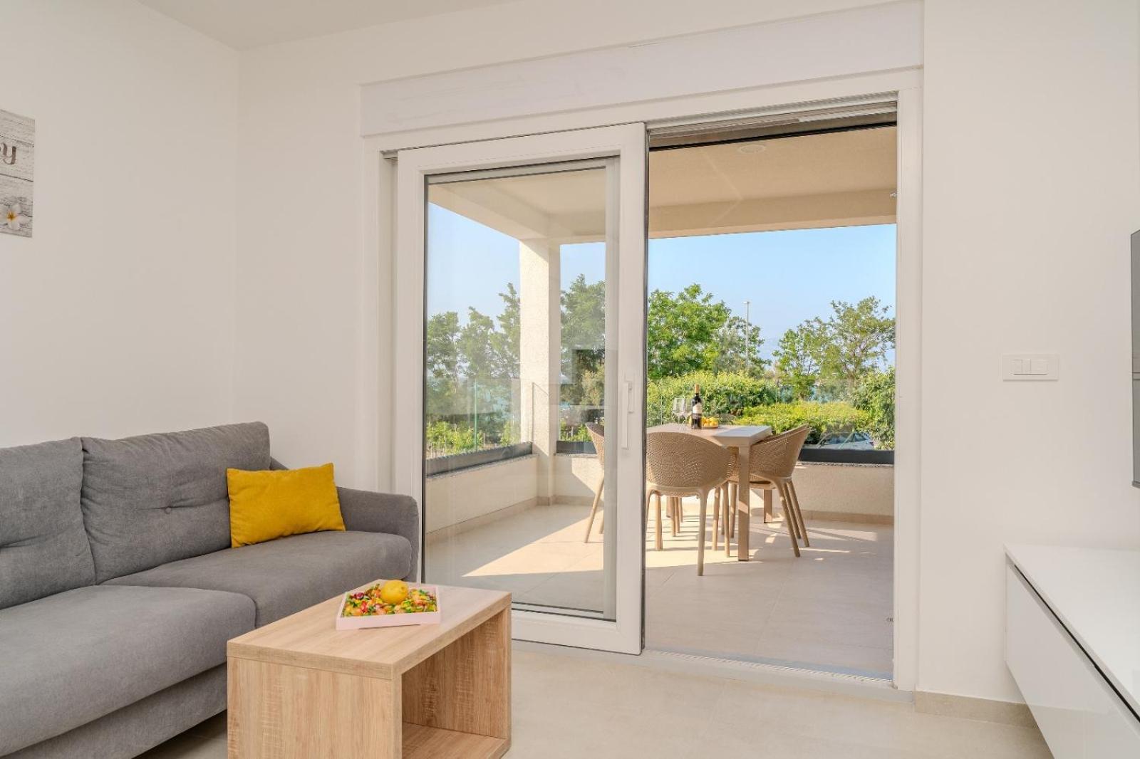 Apartment Aenona Sea View Nin