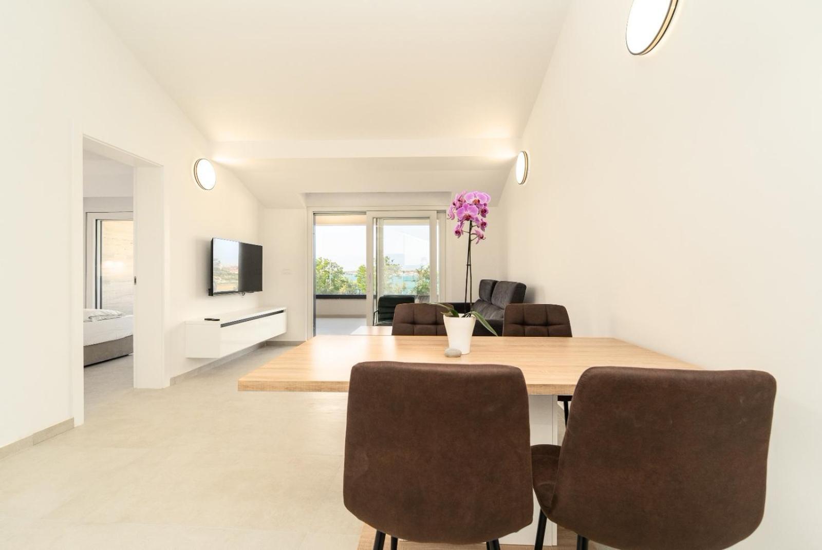 Apartment Aenona Sea View Nin