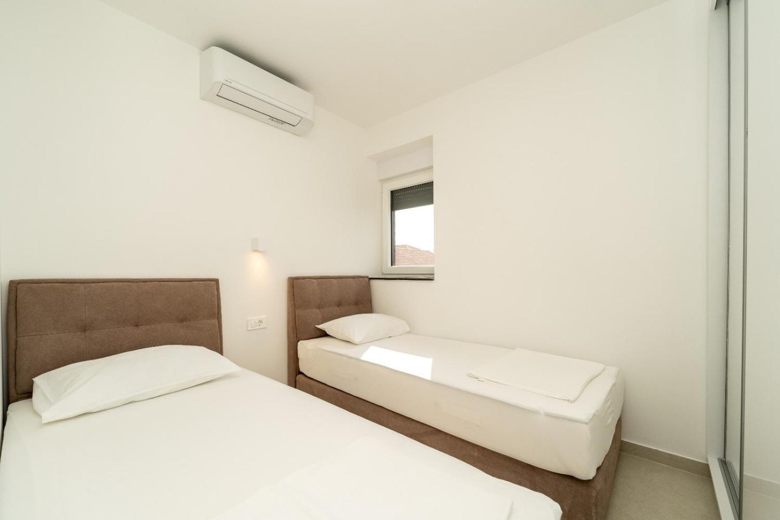 Aenona Sea View Apartamento *